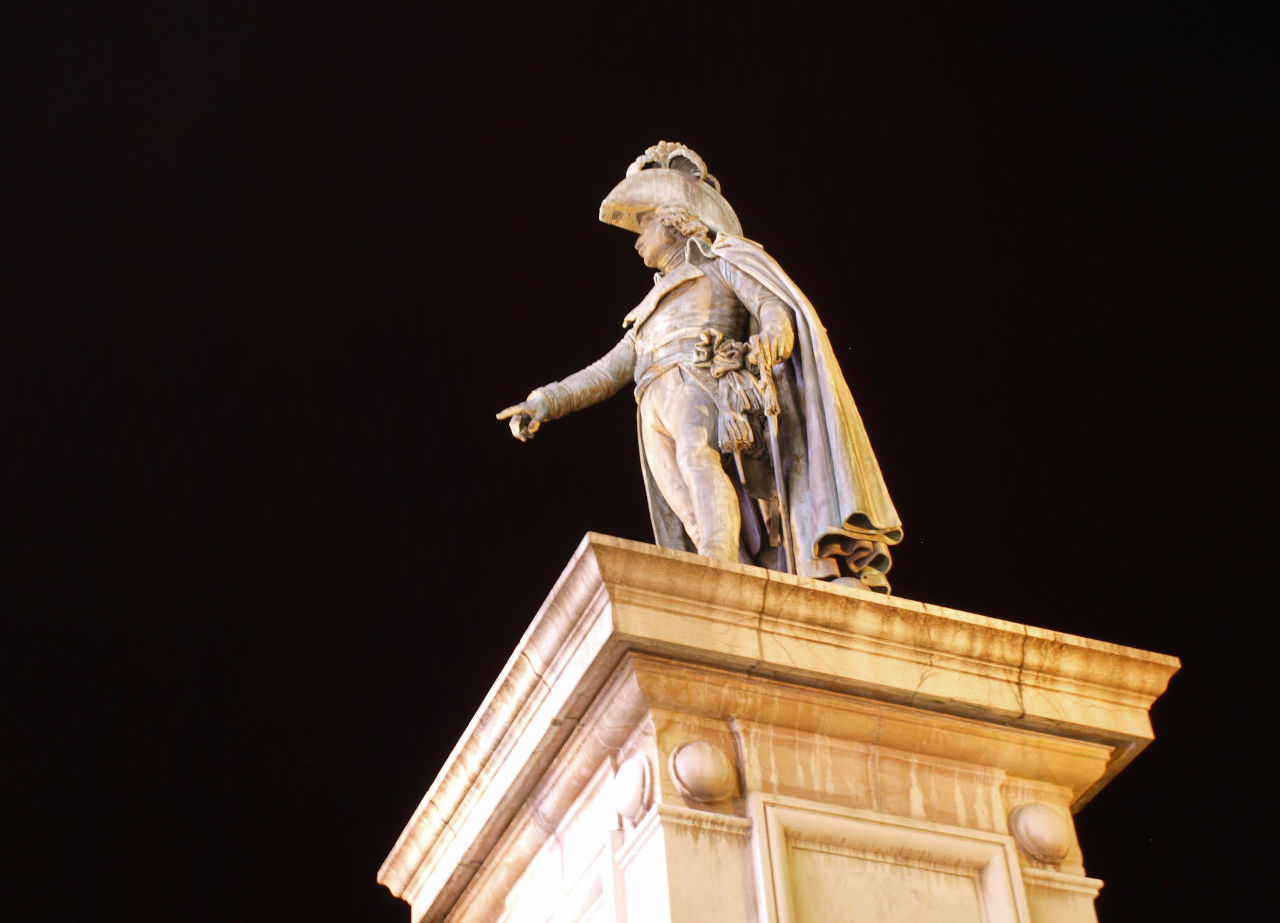 Statue place de Jaude